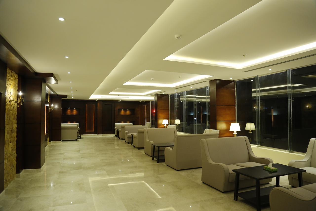 Flora Hotel Suite 2 فلورا2 للشقق المخدومة Riadh Exterior foto