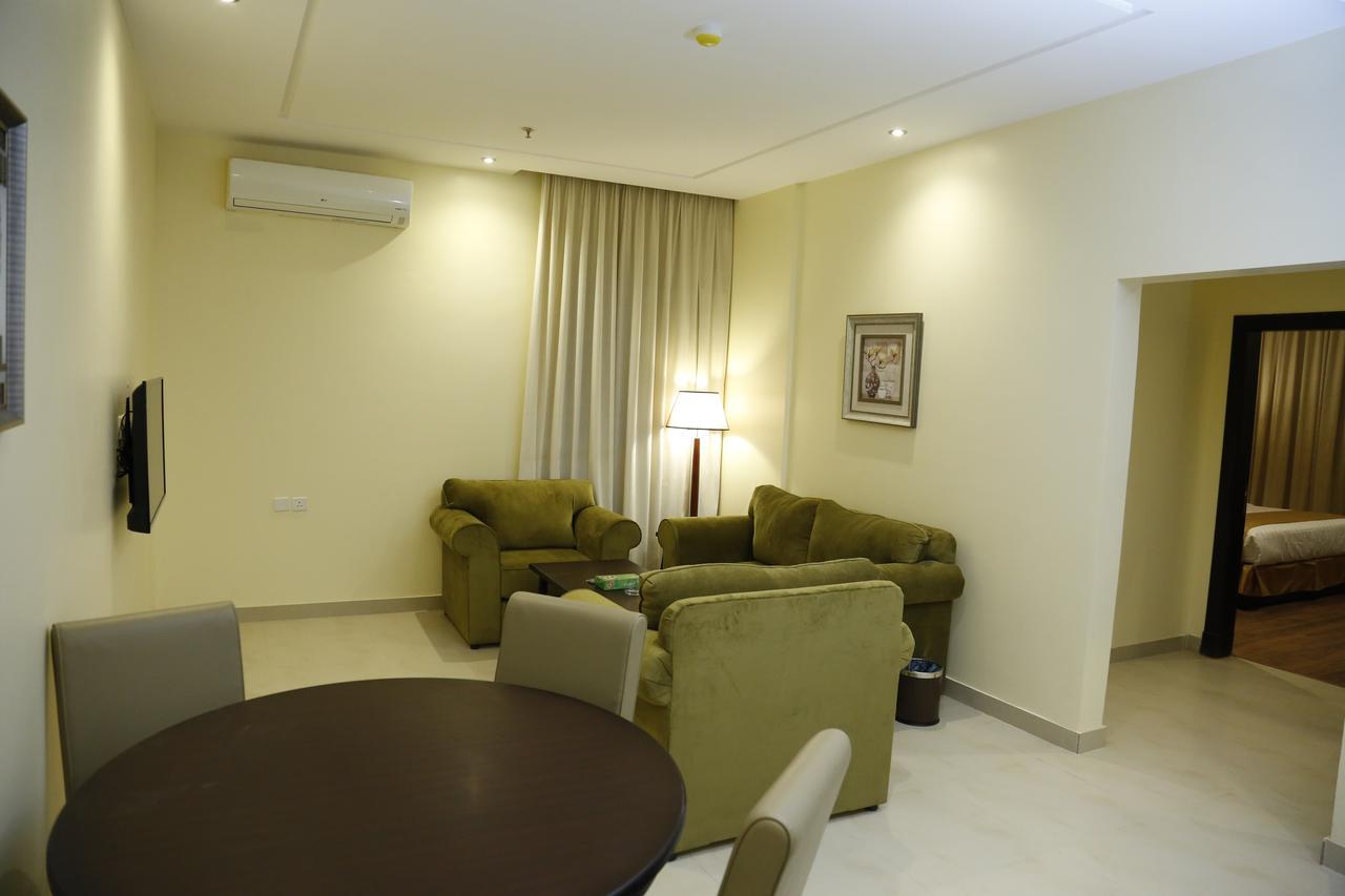 Flora Hotel Suite 2 فلورا2 للشقق المخدومة Riadh Exterior foto