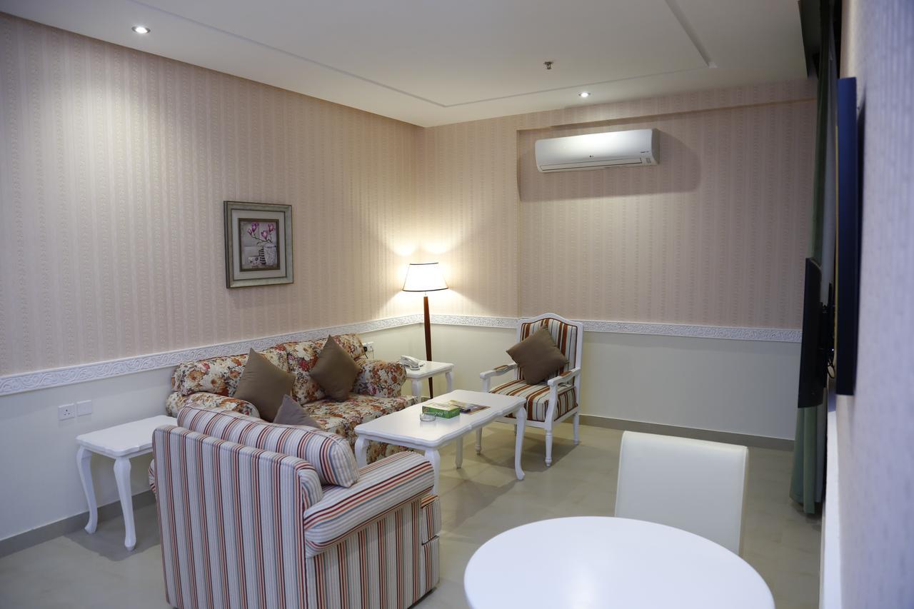 Flora Hotel Suite 2 فلورا2 للشقق المخدومة Riadh Exterior foto