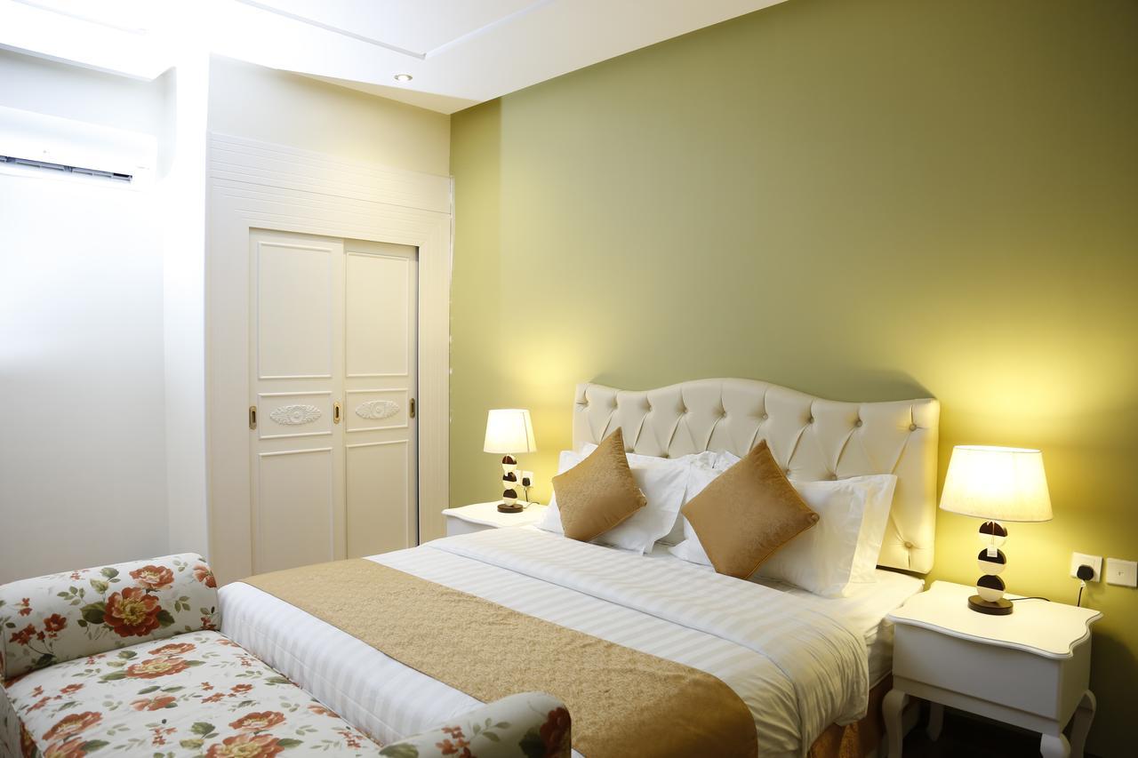 Flora Hotel Suite 2 فلورا2 للشقق المخدومة Riadh Exterior foto