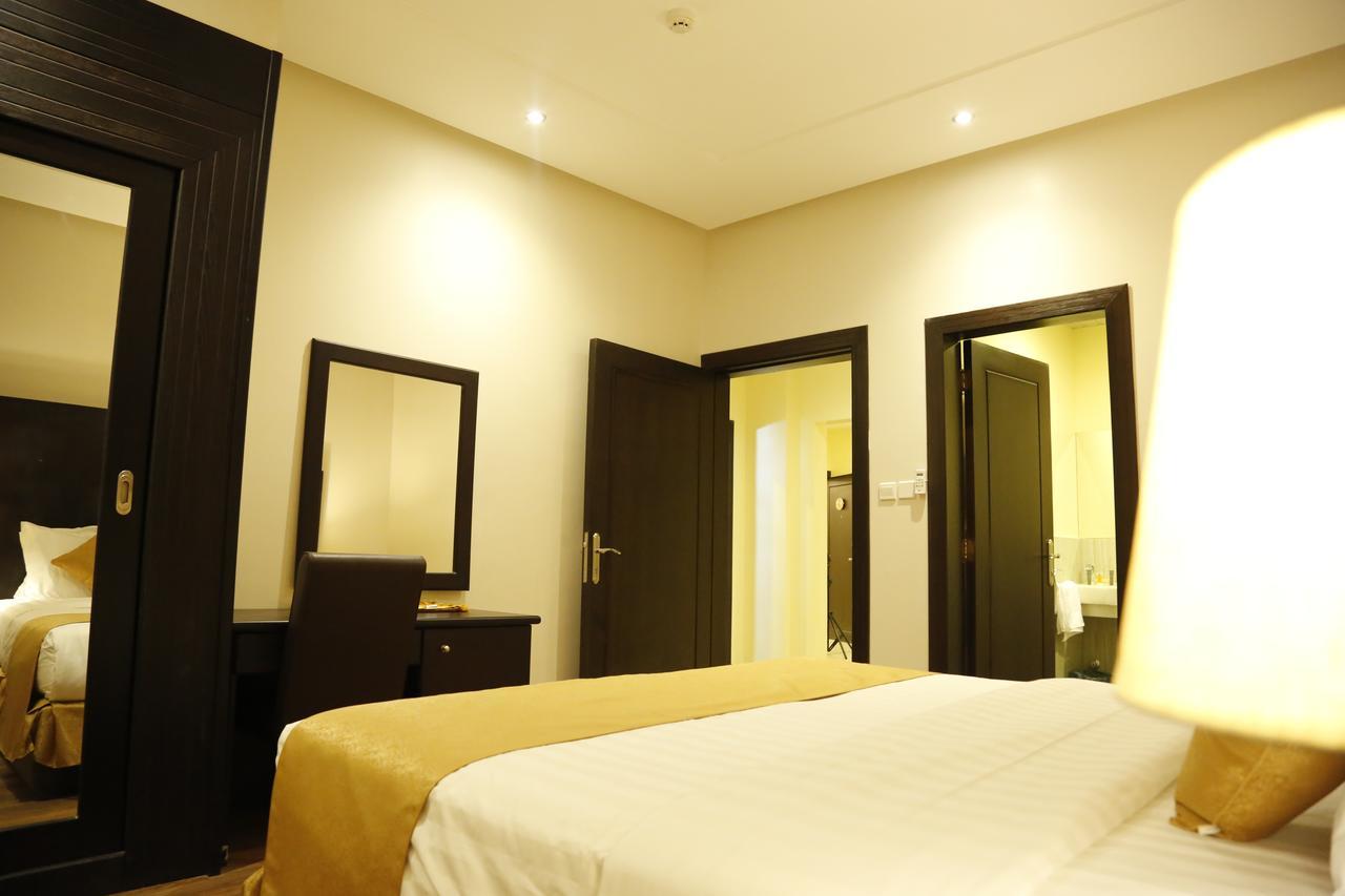 Flora Hotel Suite 2 فلورا2 للشقق المخدومة Riadh Exterior foto
