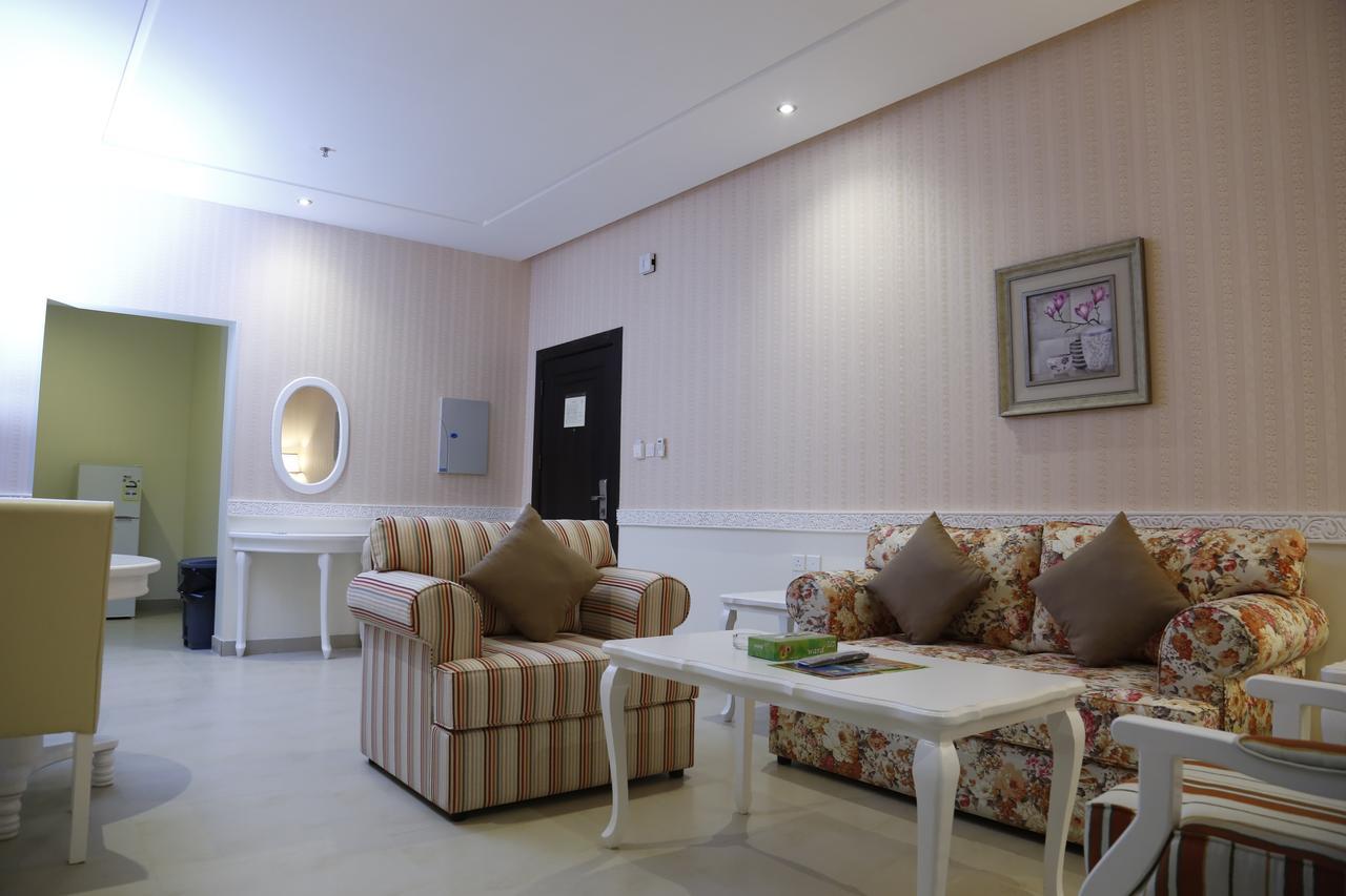 Flora Hotel Suite 2 فلورا2 للشقق المخدومة Riadh Exterior foto