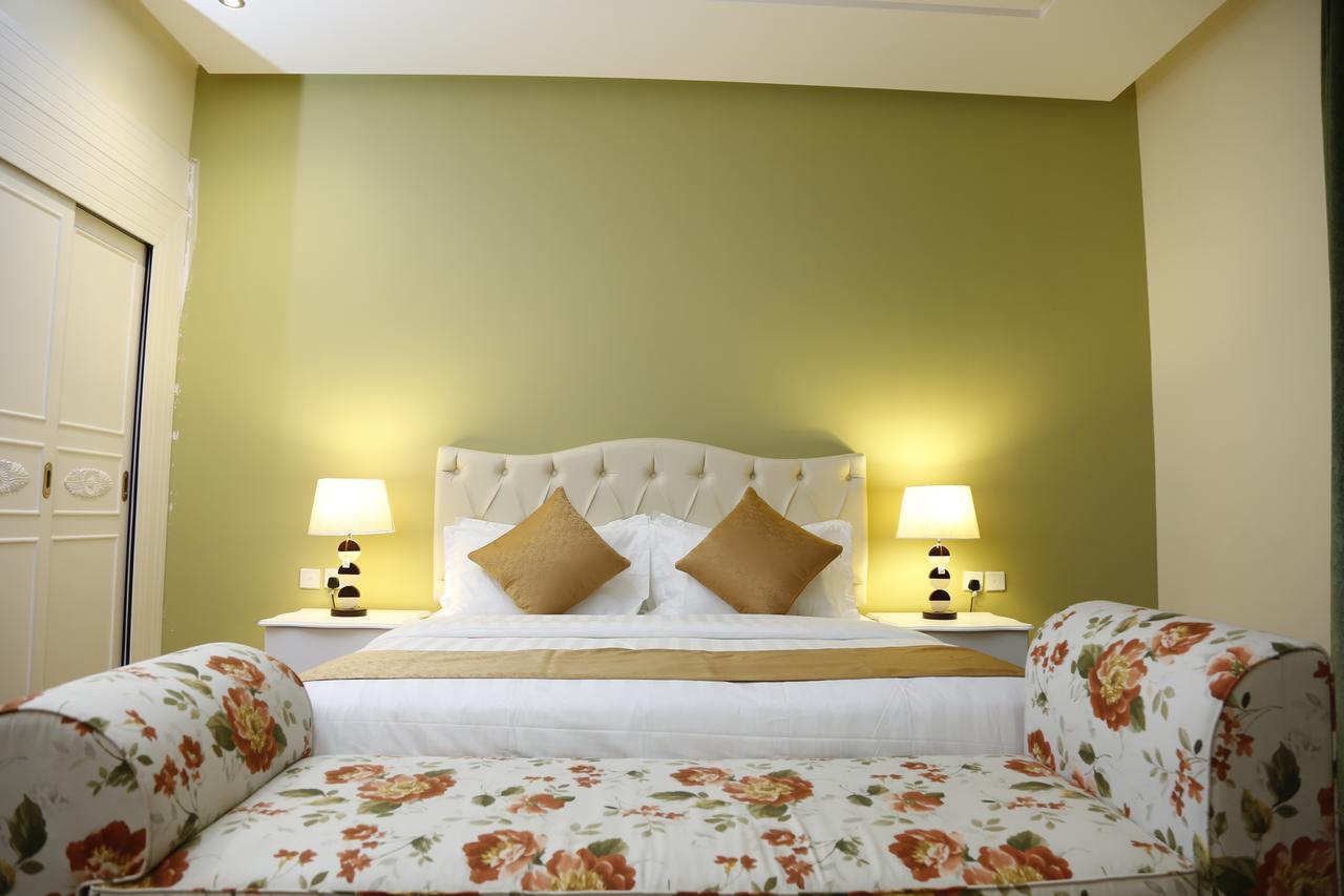 Flora Hotel Suite 2 فلورا2 للشقق المخدومة Riadh Exterior foto