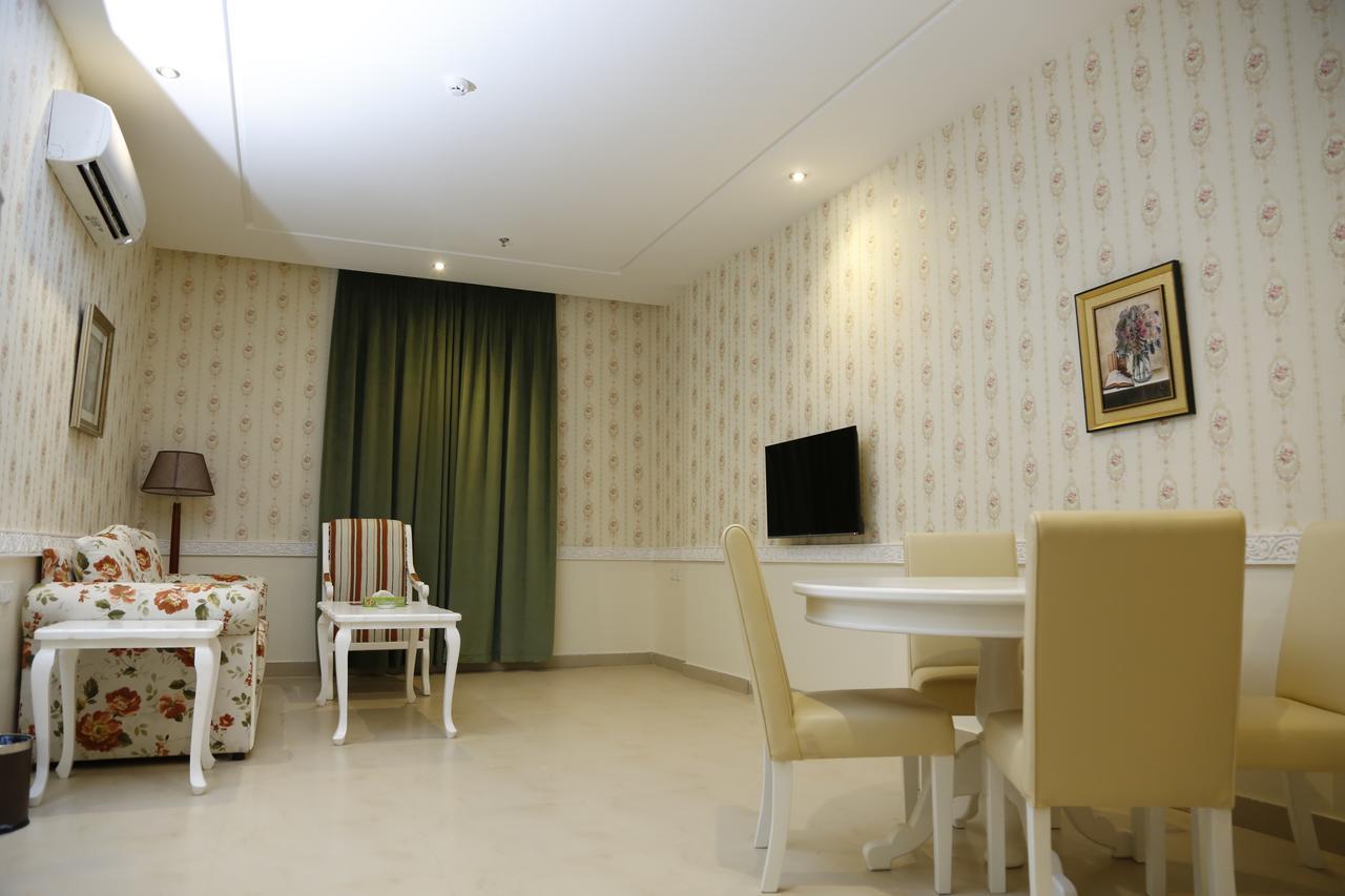 Flora Hotel Suite 2 فلورا2 للشقق المخدومة Riadh Exterior foto