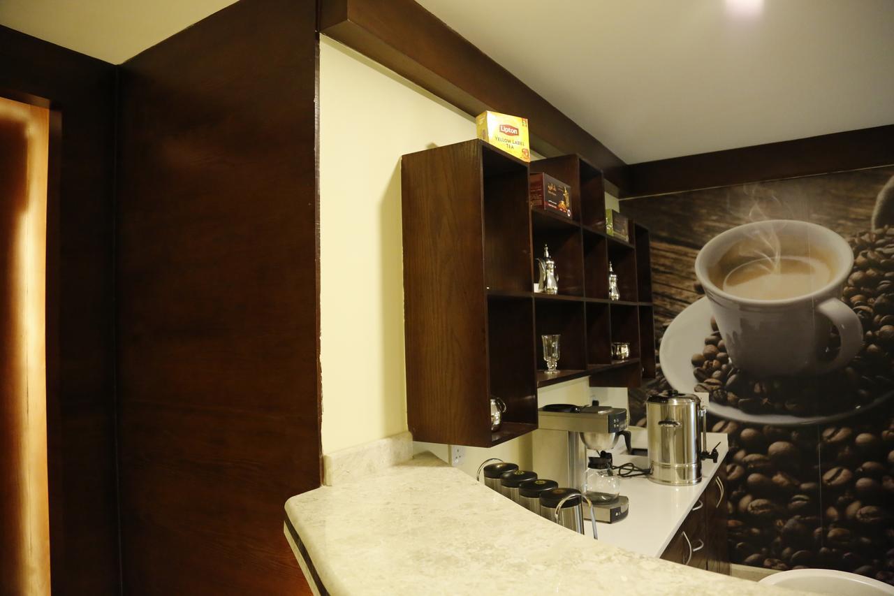 Flora Hotel Suite 2 فلورا2 للشقق المخدومة Riadh Exterior foto