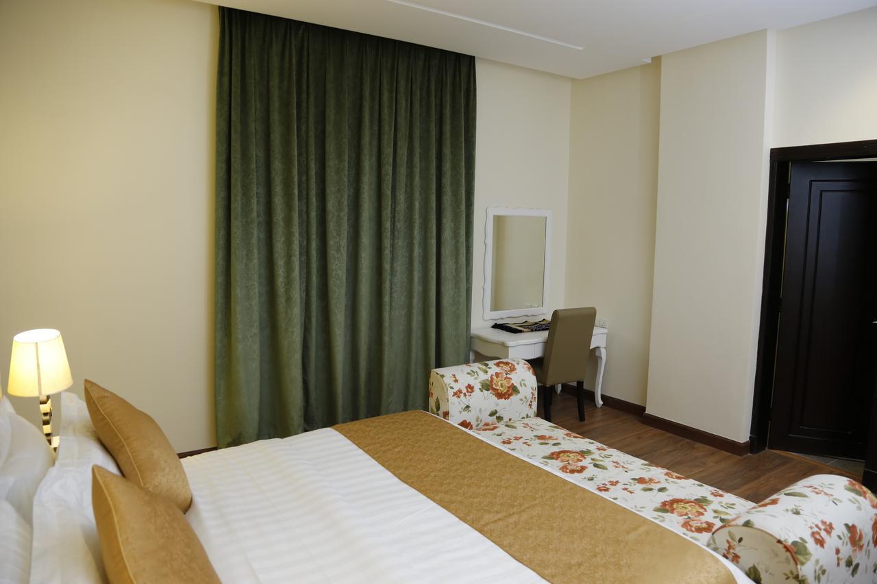 Flora Hotel Suite 2 فلورا2 للشقق المخدومة Riadh Exterior foto