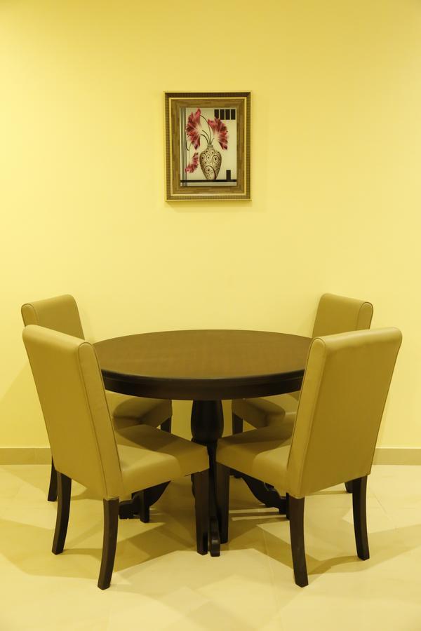 Flora Hotel Suite 2 فلورا2 للشقق المخدومة Riadh Exterior foto